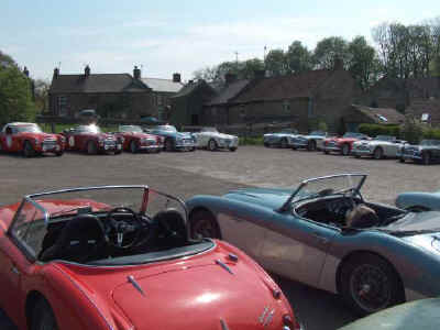 Miner's Arms car park, Eyam. Saturday.