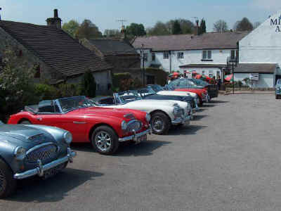 Miner's Arms car park, Eyam. Saturday.